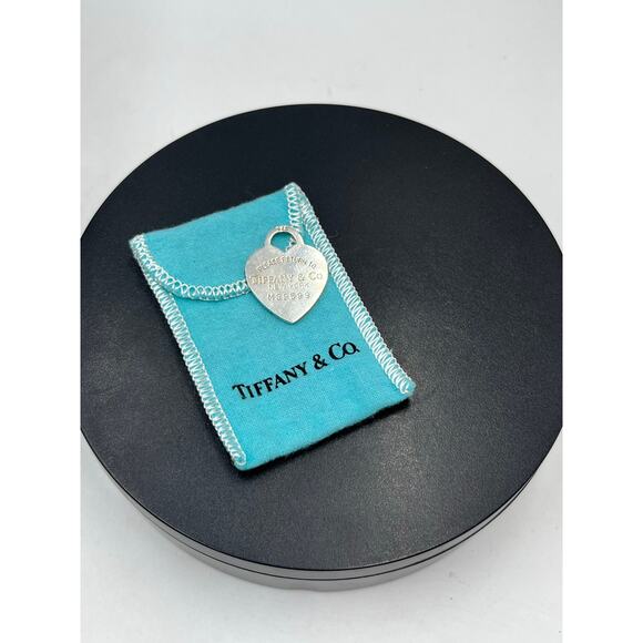 Authentic Tiffany & Co. Sterling Silver Please Return To Tiffany Heart Pendant - Picture 6 of 8